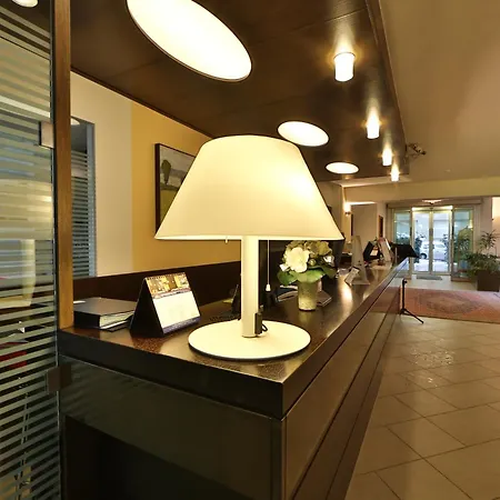 ベスト ウエスタン シティ 4*