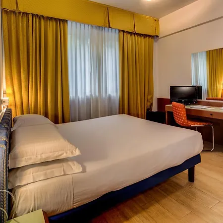 贝斯特韦斯特城市酒店 酒店 4*