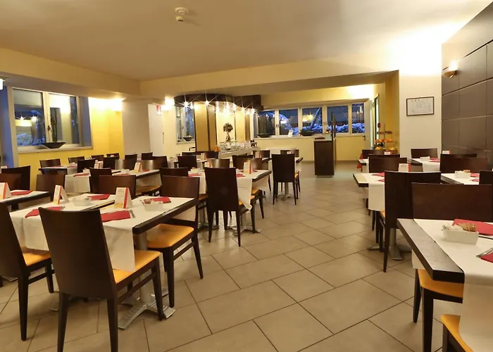 Western 4* Bologna