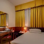 Western 4* Bolonia