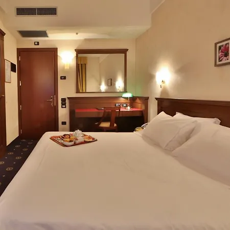 Western Hotel Bolonia