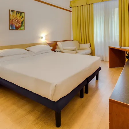 Western 4* Boloňa