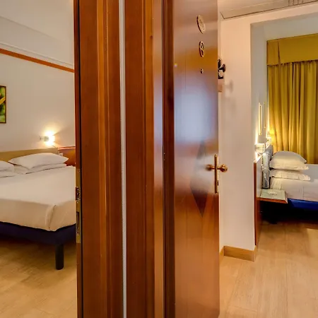 Hotel Western 4*