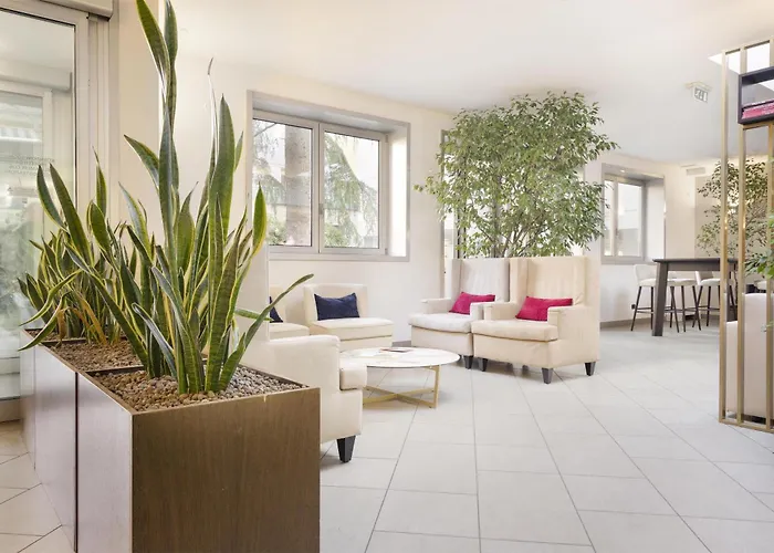 Otel Western Bolonya