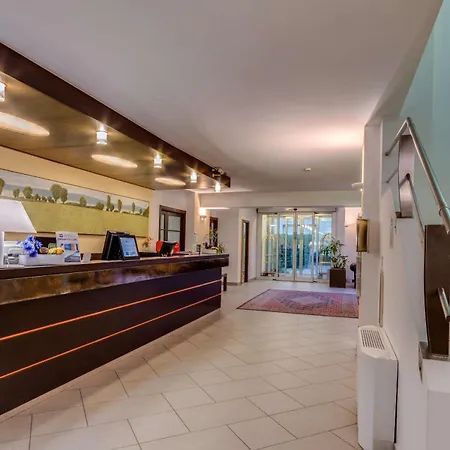 Ξενοδοχείο Western