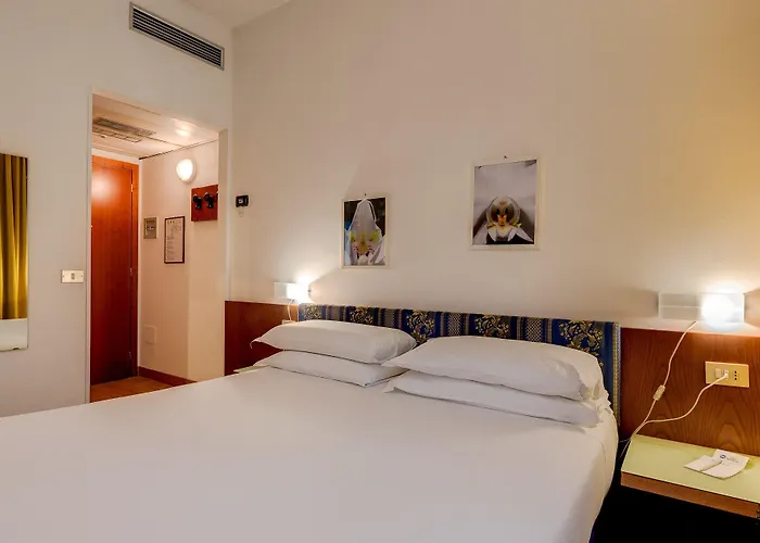 Western 4* Bologna